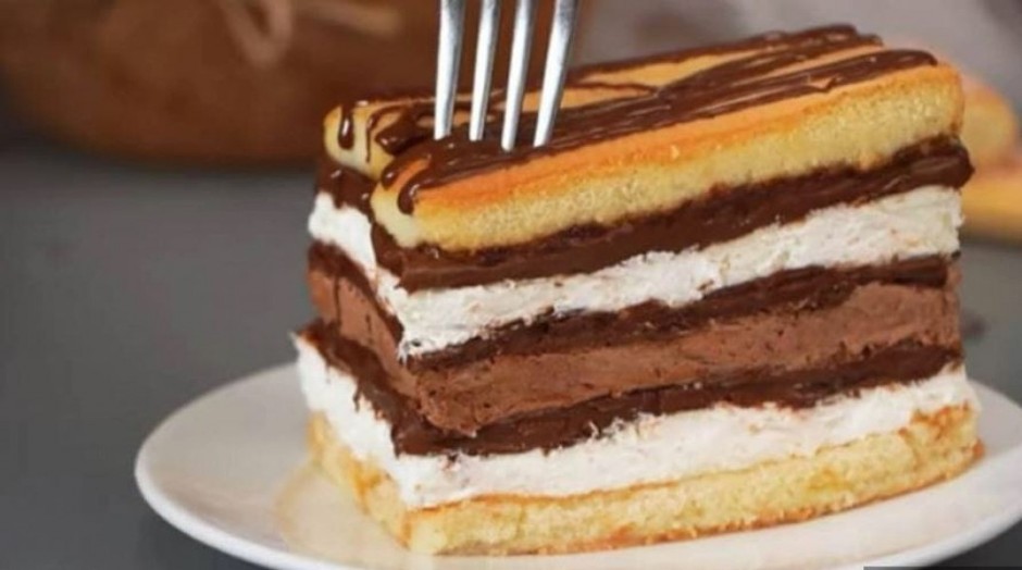 KREMASTA I BOGATA FANTAZIJA Nutela torta sa piškotama i belom čokoladom, izdašna i jednostavna