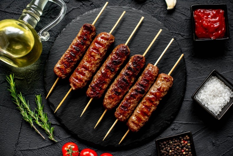 ISPECITE ĆEVAPE KAO PRAVI ROŠTILJ MAJSTOR Neće biti gumeni ni suvi