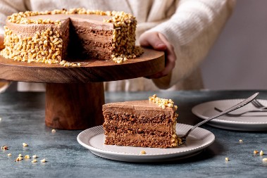 TORTA NAJLEPŠE ŽELJE OSVAJA UKUSOM Sa 2 raskošna fila i prepuna čokolade