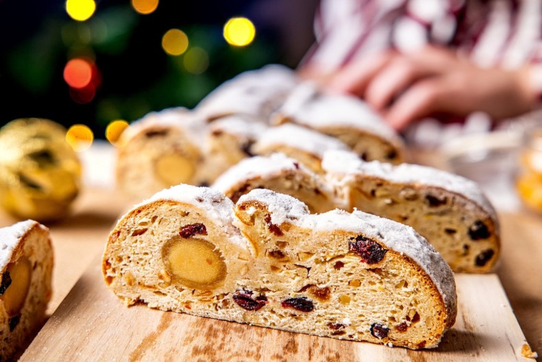 ŠTOLEN KOLAČ BUDI SVA ČULA A baš ovako ga prave domaćice u Nemačkoj