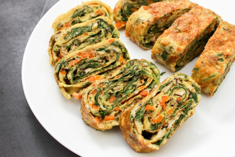 SLANI ROLAT SA POVRĆEM ZA ARANĐELOVDAN Ješćete ga za doručak, ručak i večeru