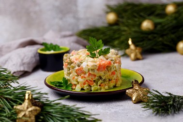 Posna ruska salata koja osvaja ukusom: Neverovatno kremasta i sočna, hit je praznične trpeze