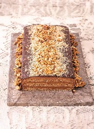 MANASTIRKA TORTA ZA SVETOG NIKOLU Prepuna oraha i čokolade, ni Reforma joj nije ravna