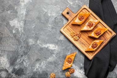 BAKINA BAKLAVA SA UKUSOM DETINJSTVA Sočna do poslednjeg sloja