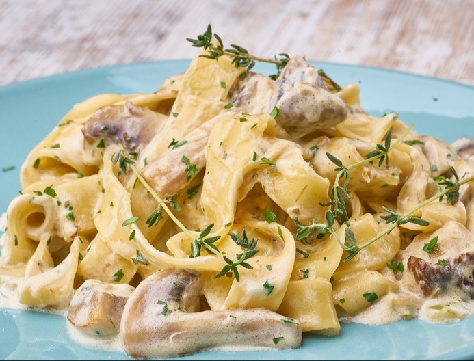 KREMASTA FUNGI PASTA RAJ ZA NEPCA Baš ovako je prave domaćice u Italiji