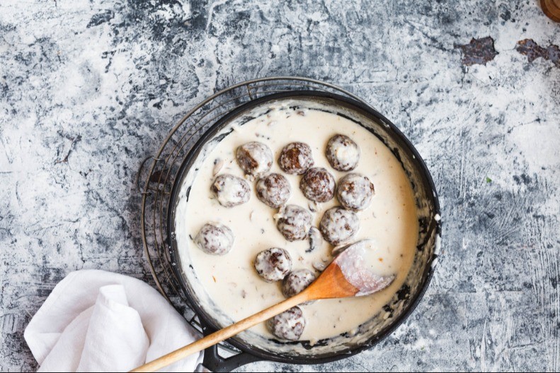ĆUFTE U BEŠAMEL SOSU NE IZLAZE IZ MODE Jedini recept koji vam je potreban