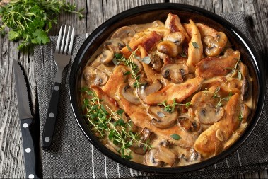 STROGANOV SA PEČURKAMA ZA PRAVE GURMANE Ručak za čistu desetku