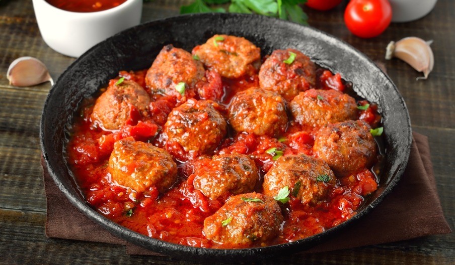 ĆUFTE U PARADAJZ SOSU NIKO NE ODBIJA Poćiće vam voda na usta