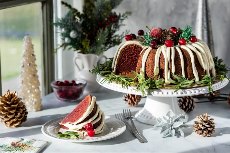 ČOKOLADNI KUGLOF OBARA S NOGU A sve se samo pomeša i peče