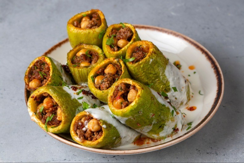 PUNJENE TIKVICE IZ RERNE Pomeraju granice dobrog ukusa