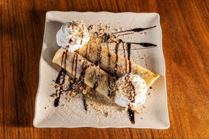 DOMAĆE PALAČINKE SA KREMOM I MLEVENIM KEKSOM Poći će vam voda na usta