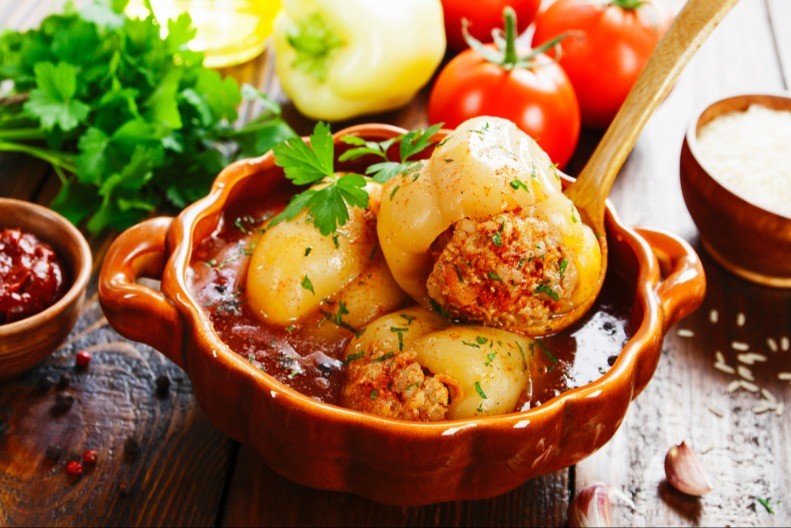 PUNJENE PAPRIKE PO TETA STANINOM RECEPTU Svaki zalogaj je raj za nepca