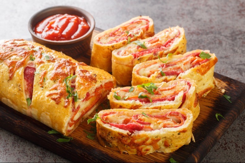 PICA ROLAT ZA LEPO VEČE SA PRIJATELJIMA Pravi se lako, a pojede brzo