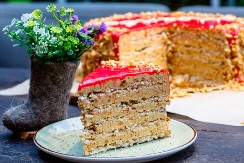 MOSKVU ŠNIT VOLE SVI OD 7 DO 107 GODINA A nastala je u srpskoj prestonici