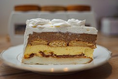 RASKOŠNA BINGO TORTA JE PUN POGODAK 