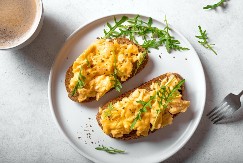 NAJBRŽA KAJGANA IZ MIKROTALASNE Gotova za tačno 2 minuta i nema prskanja ulja