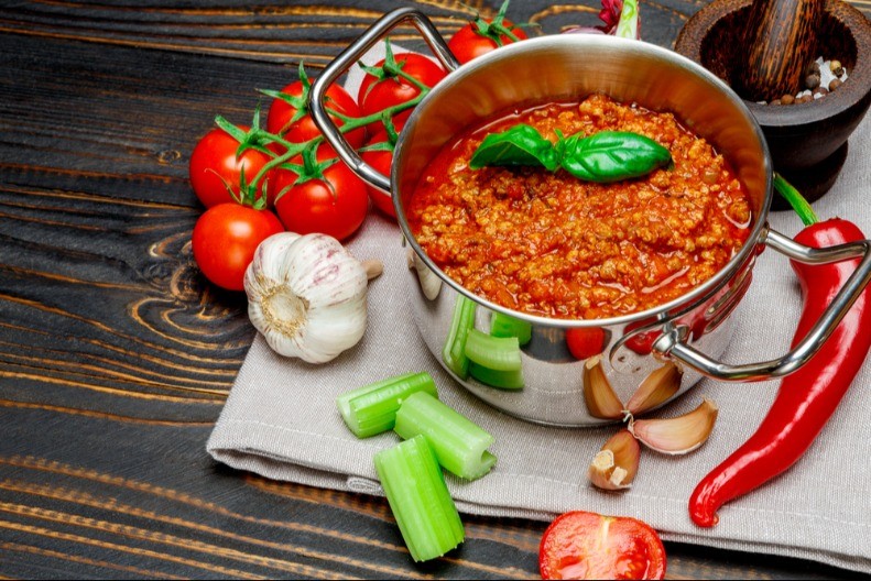 ITALIJANSKI TRIK ZA SAVRŠEN BOLONJEZE SOS Dodajte ovo i neće biti kiseo, a nije šećer