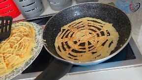 ČIPKASTE PALAČINKE SE JEDU POLAKO A PAMTE DUGO Sočne do poslednje mrve