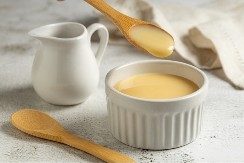 NAPRAVITE DOMAĆE KONDENZOVANO MLEKO Savršeno za rolate i kuglice, a pravi se maltene samo