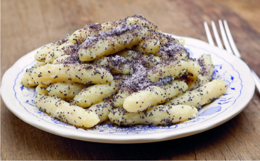 VALJUŠCI SA MAKOM PO STAROM RECEPTU Poslastica na kojoj su odrasle generacije