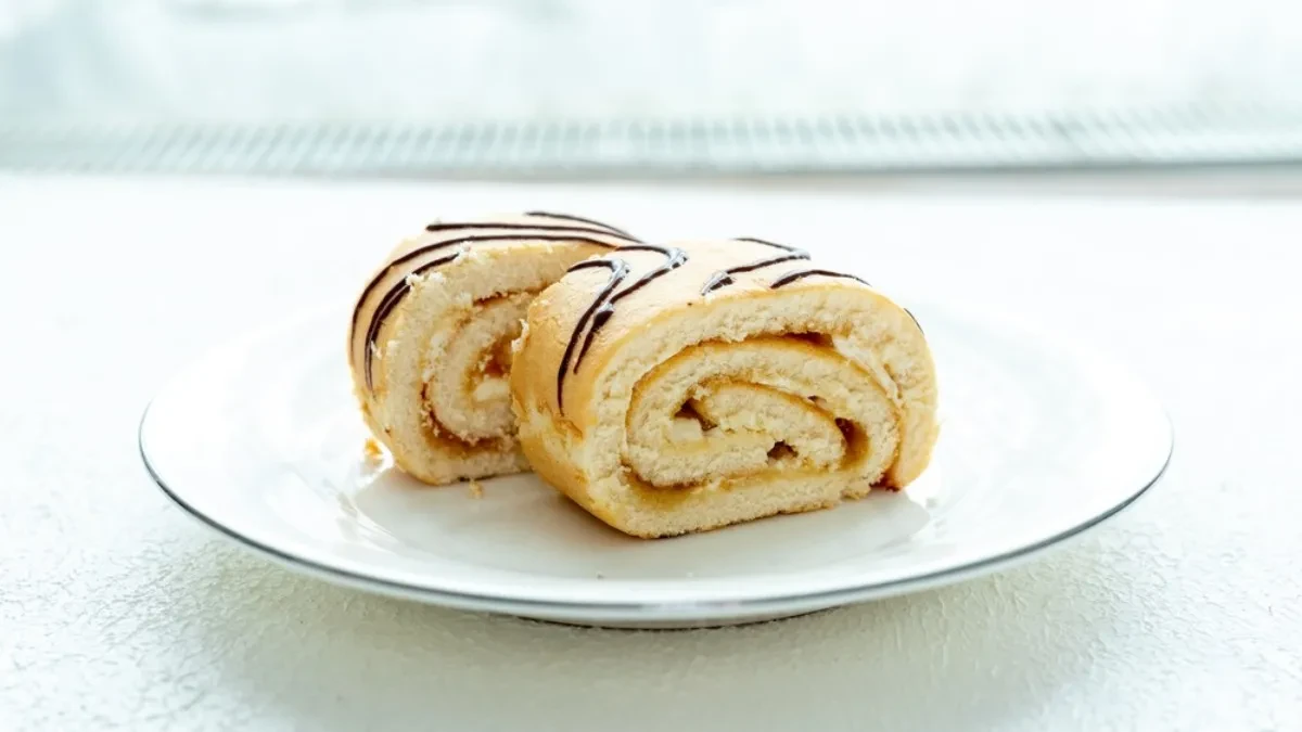 Rolat sa bananama krasi svaku svečanu trpezu: A napravi se u par poteza