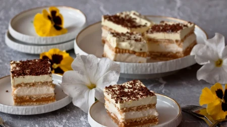 Brza keks torta sa pudingom od vanile za sve prilike: A i za svaki dan