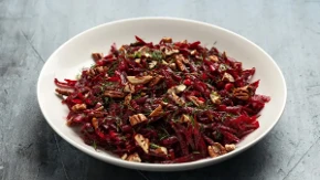 Brza salata od cvekle sa renom: Jednostavna i puna vitamina, laganiju niste jeli