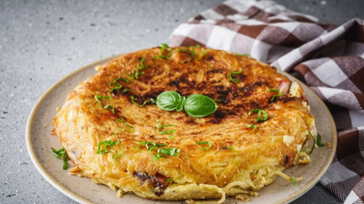 Omlet sa špagetama za vikend jutro: Pravićete iznova