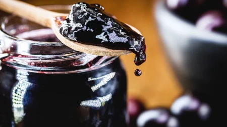 Ovako skuvajte džem od crnog grožđa: Savršen za palačinke i hleb sa margarinom