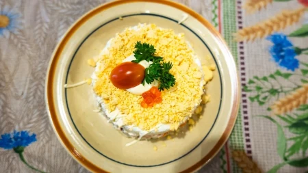 Mimoza salata izgleda raskošno, a pravi se u par poteza: Svi kažu da nema mane