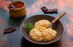 NEODOLJIVA URNEBES SALATA UKUSA KOJI SE PAMTI Ovako kremastu niste jeli