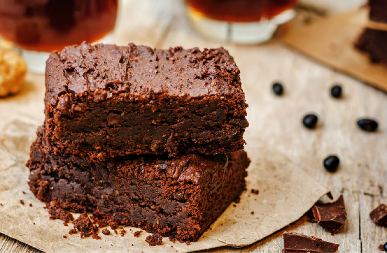 NEODOLJIVI BRAUNI SAVRŠEN ZA IZNENADNE GOSTE Sa njim nikad nema greške