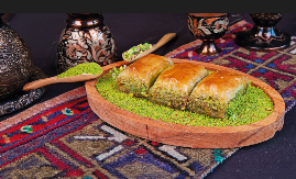 BAKLAVA SA PISTAĆIMA SE POJEDE JOŠ U PLEHU Biće sočna, a ne suva