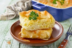 SOČNA GIBANICA SA SIROM Omiljena srpska pita koja nikad ne dosadi