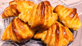 DOMAĆI FRANCUSKI KROASANI ISTI KAO IZ PARIZA Samo dodajte šoljicu kafe