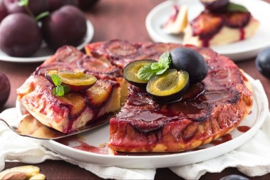 STARINSKI KOLAČ SA ŠLJIVAMA Ovako su ga pravile domaćice u Jugoslaviji