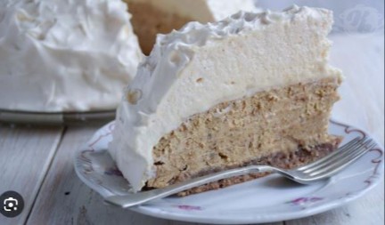 Bez pečenja i bez stresa: Čuvena Pesak torta sa tri raskošna fila koja uspeva iz prve