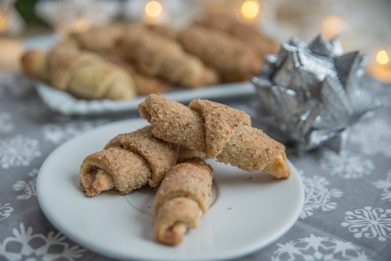 BRZE INTEGRALNE KIFLICE SA SPELTINIM BRAŠNOM Listaju se kao knjiga