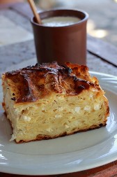 PITA SA SIROM PO STARINSKOM RECEPTU Jede se i hladna, a sveža je i sutradanve\