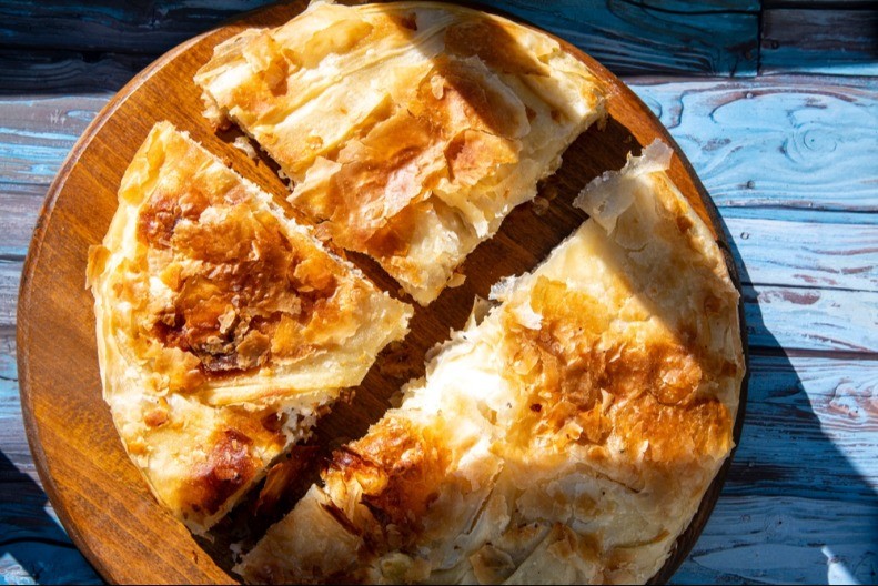 BUREK SA SIROM OD KOG ZAMIRIŠE CELA KUĆA Ovakvog nema ni u pekari