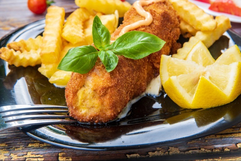 NAJMEKŠA KARAĐORĐEVA ŠNICLA ZA RUČAK KOJI SE PAMTI Biće ista kao ona iz restorana