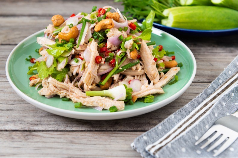 HLADNA PILEĆA SALATA PRVA NESTAJE SA STOLA I dijetalna i gurmanska