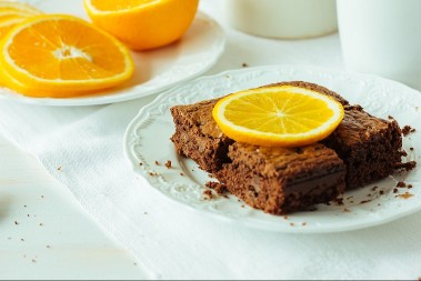 ČOKOLADNI BRAUNI SA POMORANDŽOM NIKAD SLAĐI Prosto se topi u ustima