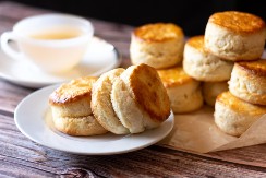 POSNE POGAČICE SA LUKOM MEKANE I MIRISNE Pravićete ih stalno