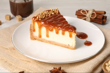 ČIZKEJK SA KARAMELOM POMERA GRANICE DOBROG UKUSA Nikad kremastiji