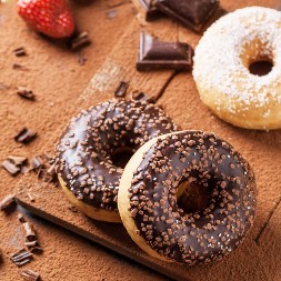 AMERIČKE KROFNICE SA ČOKOLADOM Slatko pecivo koje se topi u ustima