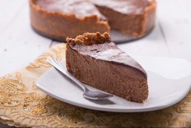 ČOKOLADNA PITA KRŠI SVAKU DIJETU Neodoljiva i kremasta, nema joj ravne