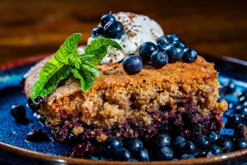 NEODOLJIVA PITA SA BOROVNICAMA ZA PROLEĆE I miriše i osvaja ukusom