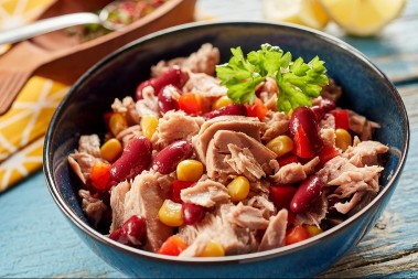 MEDITERANSKA SALATA SA PASULJEM I TUNJEVINOM Pravi raj za nepca