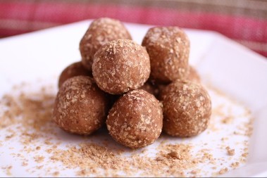 POSNE KESTEN KUGLICE SE TOPE U USTIMA A naprave se nikad brže i lakše 